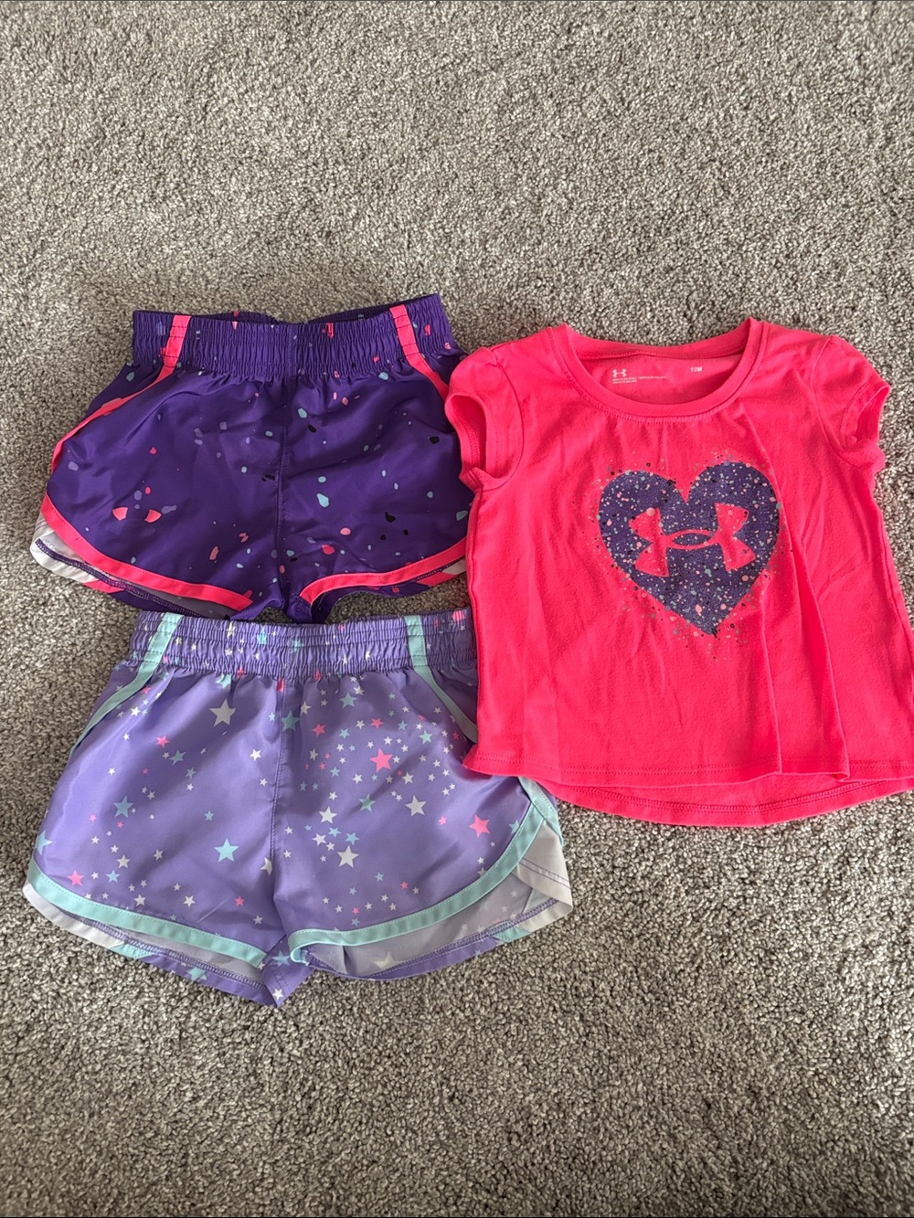 Under Armour infant Girls' Pink Heart Tee with Purple Star Shorts Set 12 months